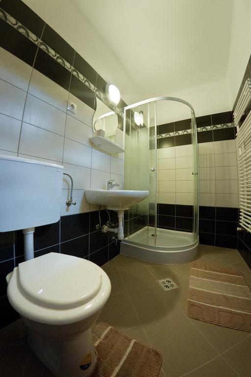 Macskako Vendeghaz Hotel Somoskoujfalu ภายนอก รูปภาพ
